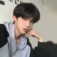 อชิ(เพื่อนพระเอก)