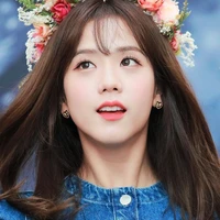 มีนา💝