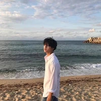 นนท์(รุ่นพี่)