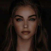 Cloe Linz