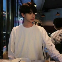บอล(เพื่อนพระเอก)
