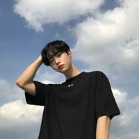 ก้า☺️[ น้องคนกลาง+พระเอก]