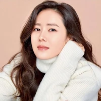 ทับทิม(แม่พระเอก)
