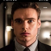 คิม(เลขาพระเอก)