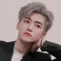 พี่บอล(รุ่นพี่+ชอบนางเอก)
