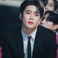 มาร์ค (พ.อ)😎