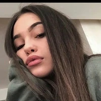 Karla Hernández (mejor amiga de Alison)