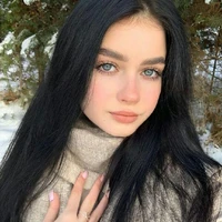 Ashley Port (19 años)