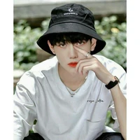 Alvarez Zevano Devandra [ twins El ]