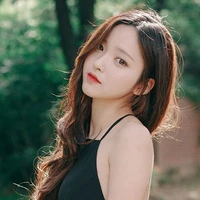 ฝน(แม่บุญธรรมนางเอก)