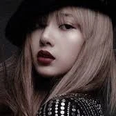 เรติน่า(นางเอก)