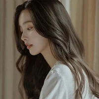 Lee Yn/ Me