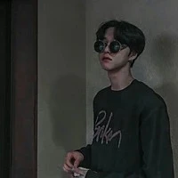 ออกัส:เพื่อนพอ.