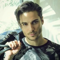 alex(passado)21 anos