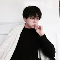 อี้เฉียน(พอ.)