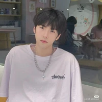 ฟูเอิน(รุ่นน้องที่ชอบนายเอก)