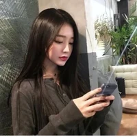 พลอย