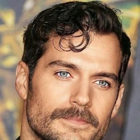 Carlos ( Pai da Jade)