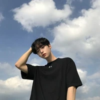 วุฒ:(เพื่อนพระเอก