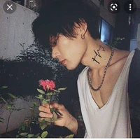 ดี(พ่อนายเอก)​+นักฆ่า