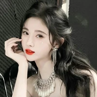 ลดา(เเม่นางเอก)