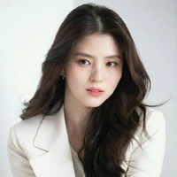 Ny. Reena Xander