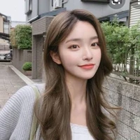 คริ​สตัล(นางเอก)​