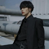 คินน์⚡(คู่อริพอ.)