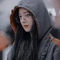 ADINDA DIZELIA KARVALYN MOORE