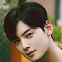 Eun woo (Butler)