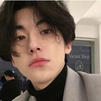 เจเจ(บอดี้การ์ด)😎💢