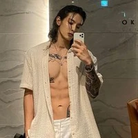 ธาร (พระเอก คนกลางของตระกูล)