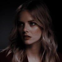 Zavanya Lee