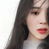 ทีน่า(เพื่อนนางเอก