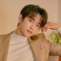 Ayah Jinyoung