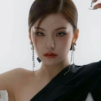 hwang yeji