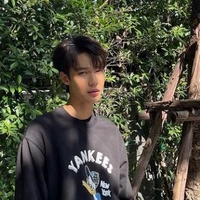 ไนท์(พระเอก)
