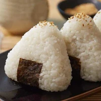 ข้าวปั้นจัง🍙