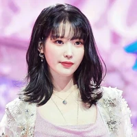 IU