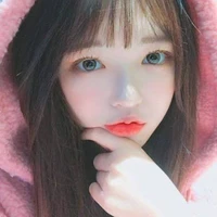ไออุ่น(นางเอก)​