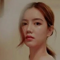 อิงฟ้า[นางเอก]