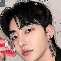 PIETRO ( namorado da LALISA)