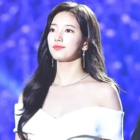 Kim Suzy - [Tae