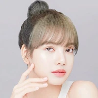 𝐕ania 𝐕eladrick [ 𝐌om ]