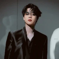 เจ้าชายจีมิน มาเฟีย  พระเอก