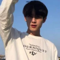 กันต์​(เพื่อนพ.อ+มาเฟีย​) 🖤