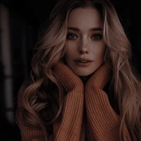 NINA FOURNIER/FL