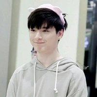 มินนิท//เพื่อนนายเอก+แฟนอัคคี