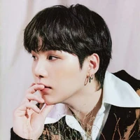 min yoongi/suga