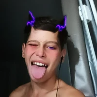 André
